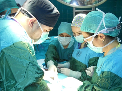 Prof Dr Seher Demirer ve Ameliyat Ekibi